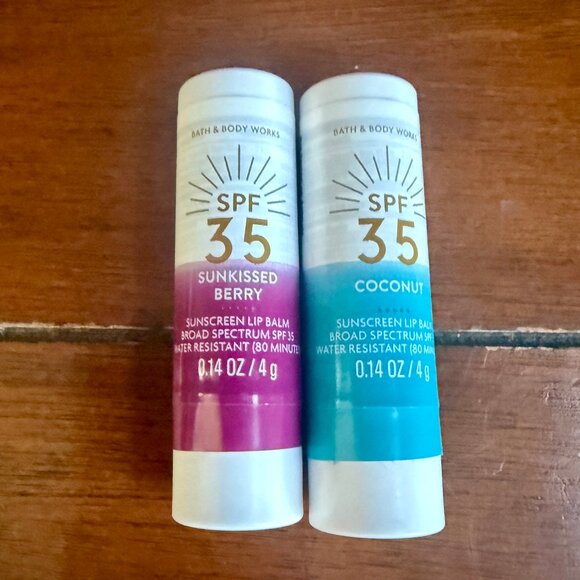 NEW 2-Pc Coconut and Sunkissed Berry Sunscreen Lip Balm Bath & Body Works - Picture 5 of 5